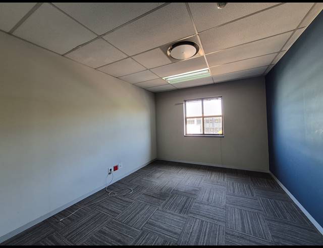 1,226M² OFFICE TO LET IN ILLOVO